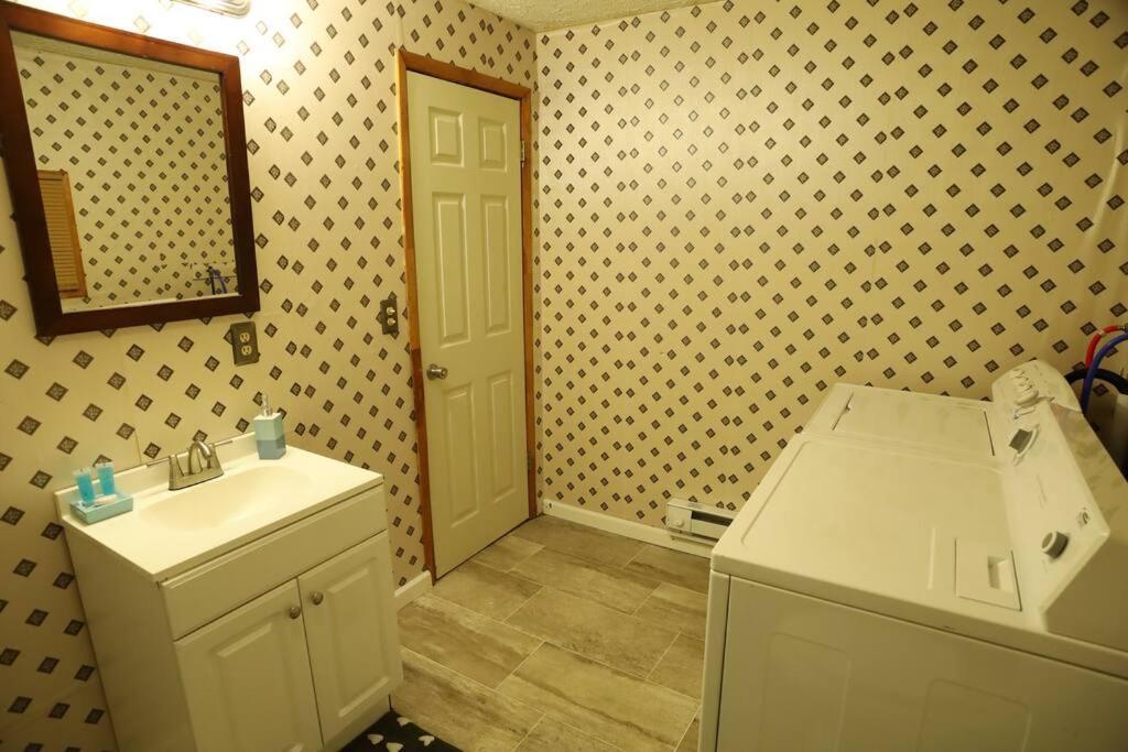 3-bedroom Apt. Ideal Location Near New River Gorge Appartement *