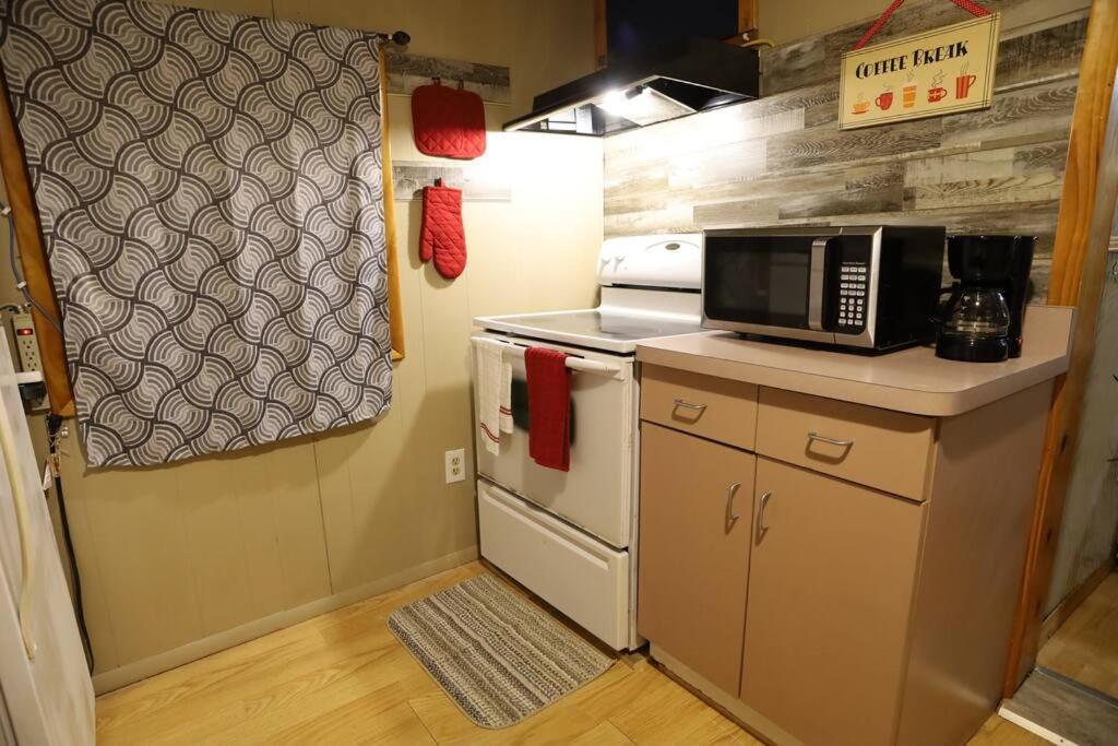 3-bedroom Apt. Ideal Location Near New River Gorge Fayetteville