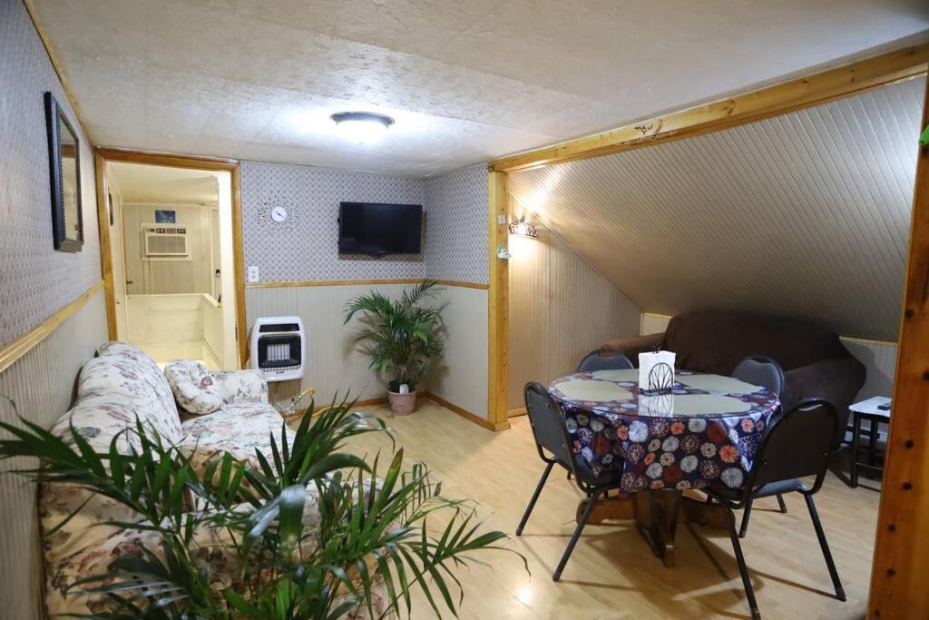 3-bedroom Apt. Ideal Location Near New River Gorge Appartement