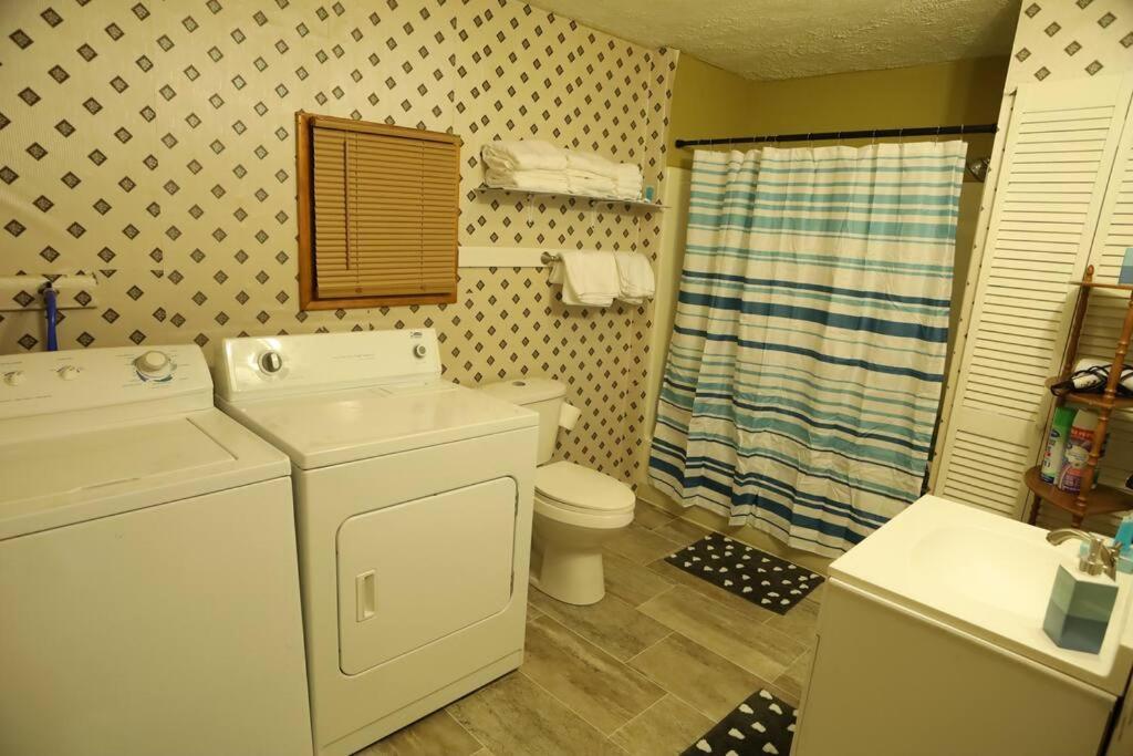 3-bedroom Apt. Ideal Location Near New River Gorge