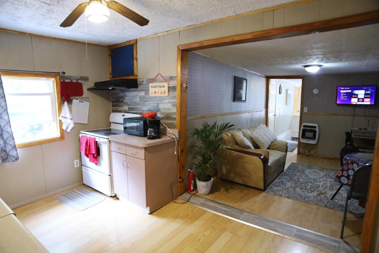 3-bedroom Apt. Ideal Location Near New River Gorge * Fayetteville